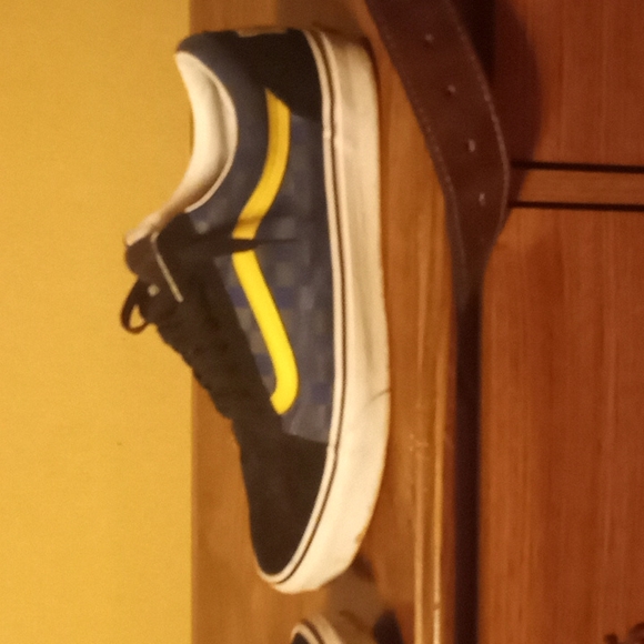 Vans from Hawaii - Picture 3 of 3